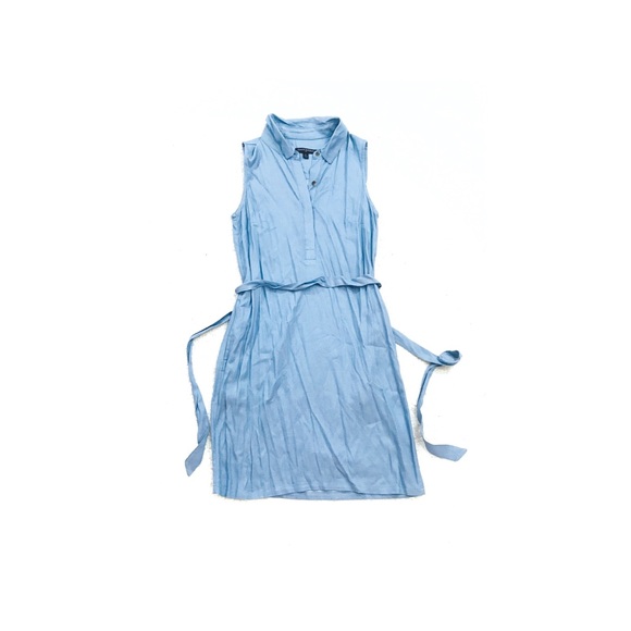 Banana Republic Dresses & Skirts - Banana Republic Chambray Sleeveless V-Neck Dress 0